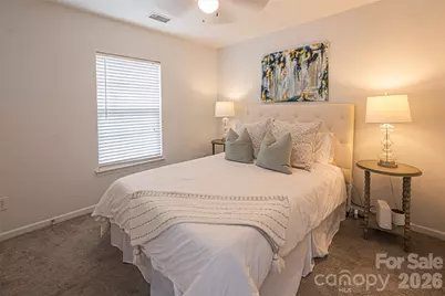 6016 Kirkwynd Commons Drive, Charlotte, NC 28278 - Photo 23