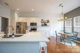 6016 KirkWynd Commons Dr, Charlotte, NC 28278 - Photo 13