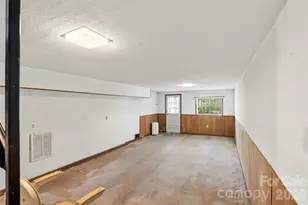 68 Imperial Ct, Asheville, NC 28803 - Photo 19