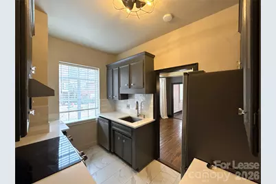 301 W 10th Street #106, Charlotte, NC 28202 - Photo 5