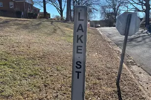 33 Lake St, Badin, NC 28009 - Photo 15