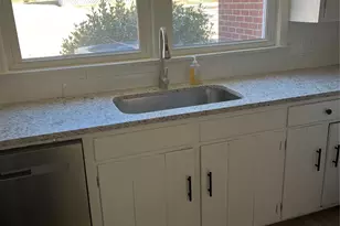 33 Lake St, Badin, NC 28009 - Photo 19