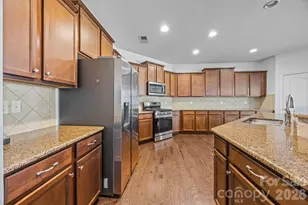 6111 Berewick Commons Pkwy, Charlotte, NC 28278 - Photo 23