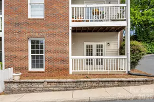 301 Queens Rd, Charlotte, NC 28204 - Photo 3