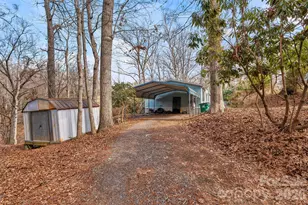 117 Beaver Creek Cir, Candler, NC 28715 - Photo 3