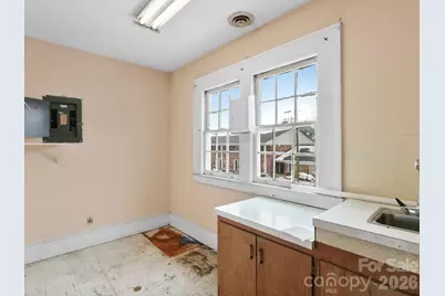 6 Doctors Park #B & C, Asheville, NC 28801 - Photo 9