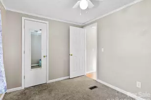 17 Bannister Dr, Asheville, NC 28804 - Photo 31