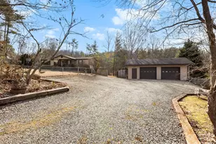 17 Bannister Dr, Asheville, NC 28804 - Photo 9