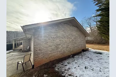 207 Daniel Drive, Hendersonville, NC 28739 - Photo 9