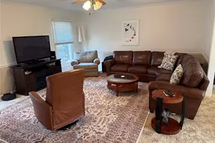 207 Daniel Dr, Hendersonville, NC 28739 - Photo 15