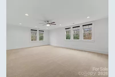 215 Circle Avenue, Charlotte, NC 28207 - Photo 39