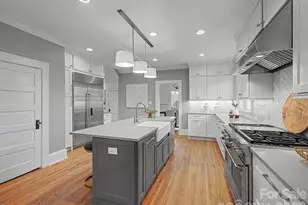 215 Circle Ave, Charlotte, NC 28207 - Photo 19