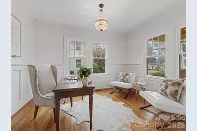 215 Circle Avenue, Charlotte, NC 28207 - Photo 9