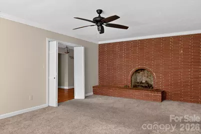 704 W 26th Street, Lumberton, NC 28358 - Photo 7