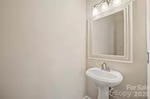 1001 Central Park Cir, Davidson, NC 28036 - Photo 11