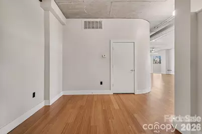 505 E Sixth Street #304, Charlotte, NC 28202 - Photo 9