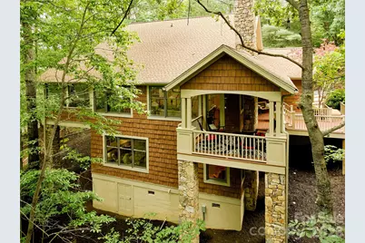 201 W Chimney Crossing, Hendersonville, NC 28739 - Photo 3