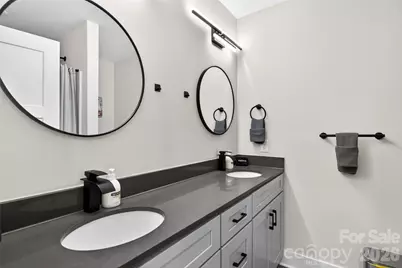 1933 St Mark Street, Charlotte, NC 28216 - Photo 19