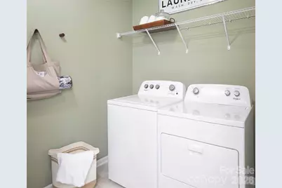 9242 Pagoda Oak Drive, Charlotte, NC 28269 - Photo 13