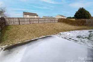 3727 Pimilico Trace Ln, Charlotte, NC 28216 - Photo 5