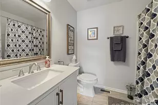 8923 Faires Rd, Charlotte, NC 28215 - Photo 15