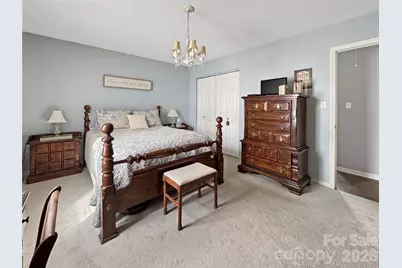 8923 Faires Road, Charlotte, NC 28215 - Photo 13