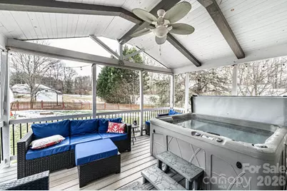 1238 Pennwood Drive, Hickory, NC 28602 - Photo 9