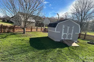 1238 Pennwood Dr, Hickory, NC 28602 - Photo 43