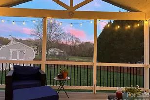 1238 Pennwood Dr, Hickory, NC 28602 - Photo 47