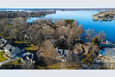 21647 Crown Lake Drive, Cornelius, NC 28031 - Photo 33