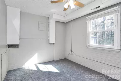 2111 Parkdale Avenue, Gastonia, NC 28052 - Photo 25