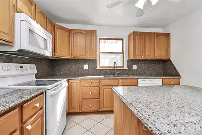 2111 Parkdale Avenue, Gastonia, NC 28052 - Photo 13