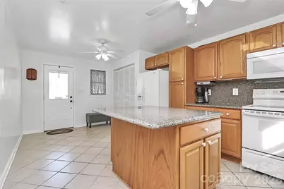 2111 Parkdale Avenue, Gastonia, NC 28052 - Photo 7