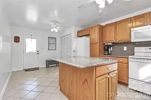 2111 Parkdale Ave, Gastonia, NC 28052 - Photo 7