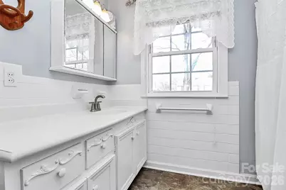 2111 Parkdale Avenue, Gastonia, NC 28052 - Photo 21