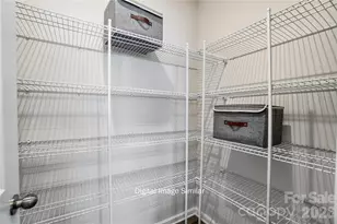 9314 Pagoda Oak Dr, Charlotte, NC 28269 - Photo 11