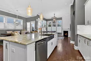 13105 Kornegy Dr, Charlotte, NC 28277 - Photo 9