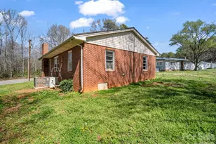 2333 Washburn Rd, Shelby, NC 28150 - Photo 5