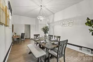 4930 Crestmont Dr, Charlotte, NC 28205 - Photo 13