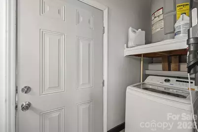 4930 Crestmont Drive, Charlotte, NC 28205 - Photo 25