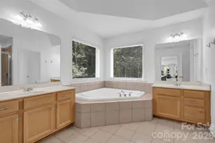 10104 Treetop Ln, Cornelius, NC 28031 - Photo 29