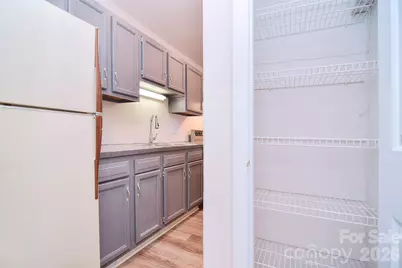 6120 Meadow Rose Lane, Charlotte, NC 28215 - Photo 9