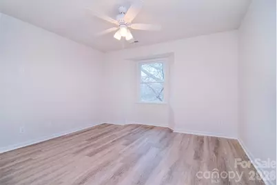 6120 Meadow Rose Lane, Charlotte, NC 28215 - Photo 13