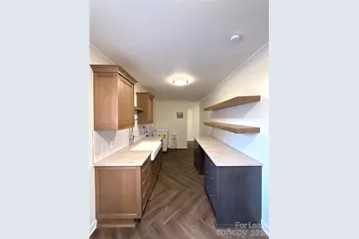 4631 Nations Crossing Road, Charlotte, NC 28217 - Photo 5