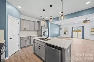 512 Station St, Clover, SC 29710 - Photo 7