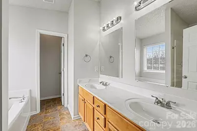 10708 Haddington Drive NW, Charlotte, NC 28269 - Photo 15