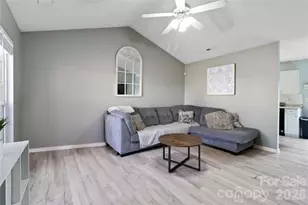 645 Montgomery Dr, Rock Hill, SC 29732 - Photo 5