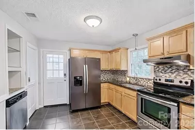 218 Clearbrook Road, Matthews, NC 28105 - Photo 5