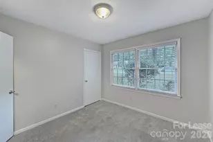 218 Clearbrook Rd, Matthews, NC 28105 - Photo 9