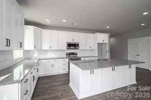 318 Sunrise Cir, Shelby, NC 28150 - Photo 5